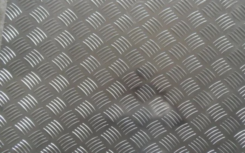 Stainless Patterned Plate